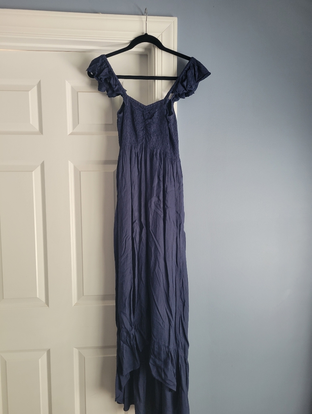 BNWOT Off The Shoulder Maxi Dress